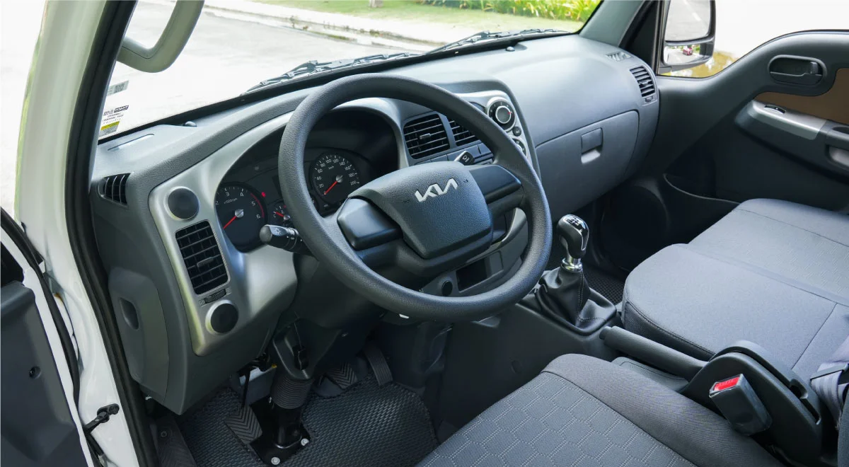 FRONTIER K200 sẵn xe giao ngay tại Thái Bình